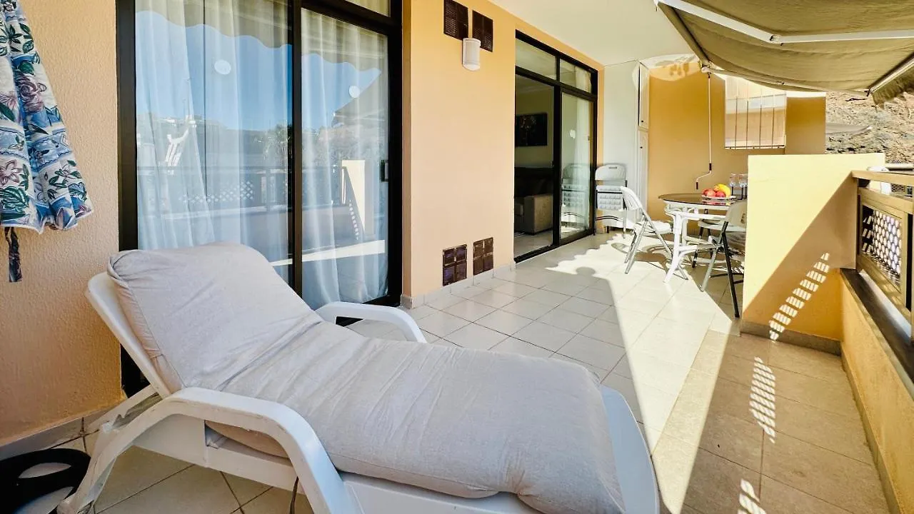Apartment Sunset Apart, Large Terrace, Pool, Best Location! Puerto de Santiago