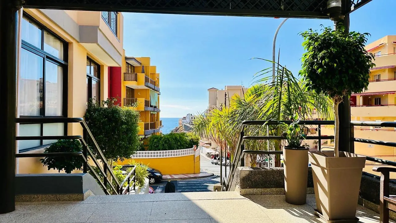 Sunset Apart, Large Terrace, Pool, Best Location! Puerto de Santiago  Spain