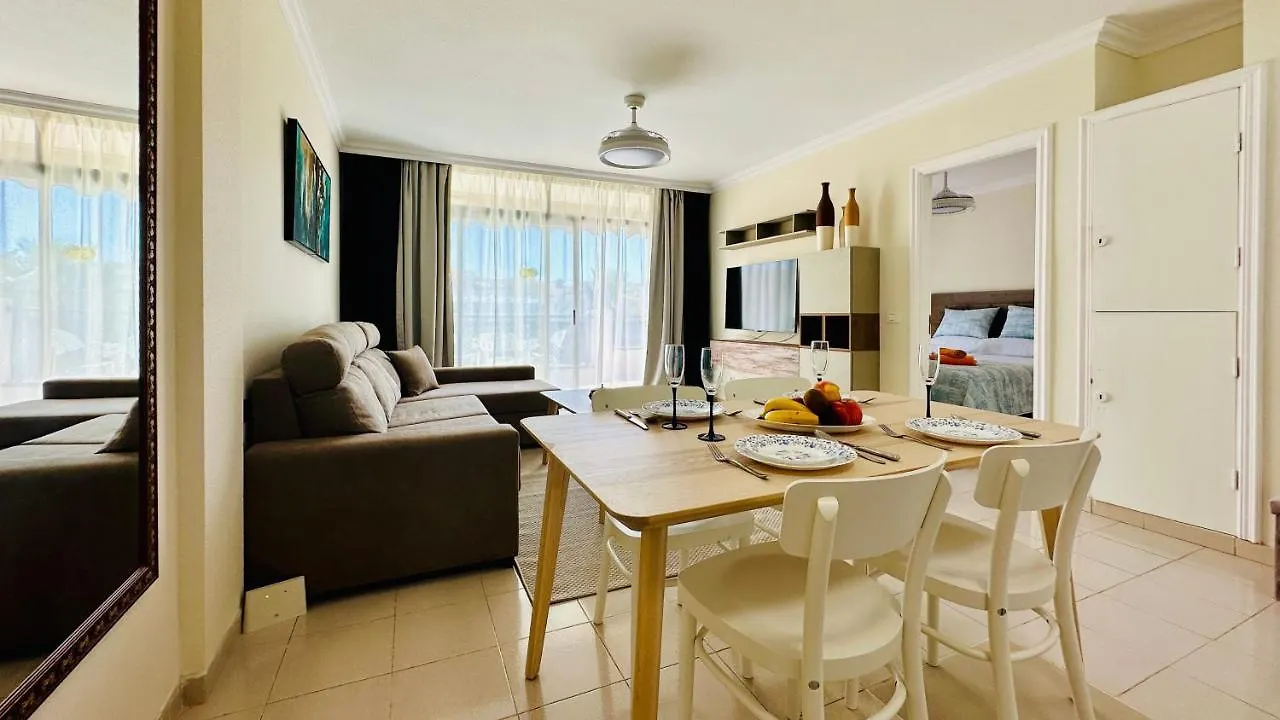 Sunset Apart, Large Terrace, Pool, Best Location! Puerto de Santiago  Ισπανία